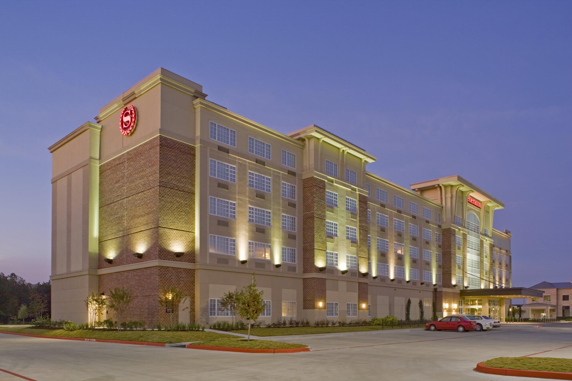 Sheraton Houston Westfurther exterior